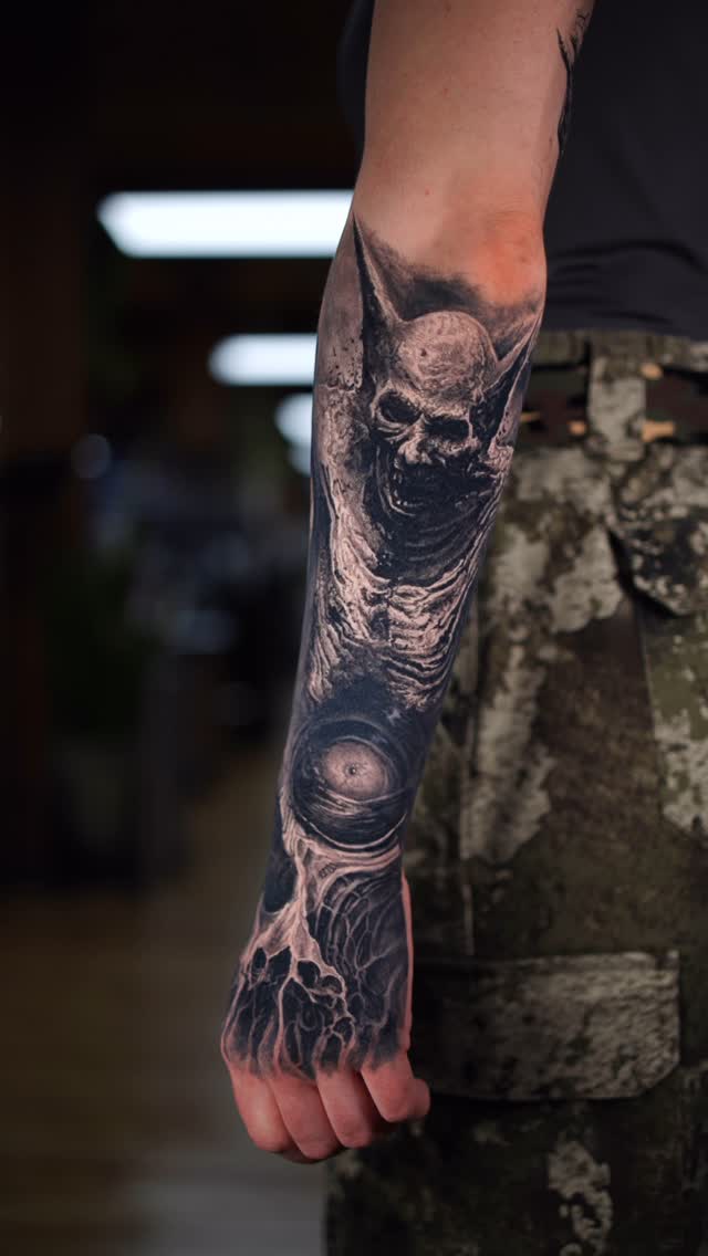 RUDY FOY / DARK REALISM TATTOO tattoo